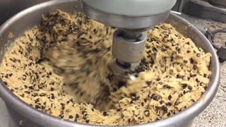 INSERT	“BUCKET	OF	
WARM	CHOCOLATE	
CHIP COOKES”
 