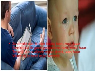 • Ze denkt dat ik niet bezig ben, met haar
Denkt dat ik geen gevoelens heb, voor haar
Terwijl ik nu alleen maar denk, aan haar
Want zij is heel mijn wereld

 
