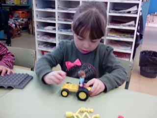 Imaginem i construim