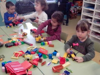 Imaginem i construim