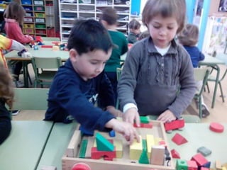 Imaginem i construim