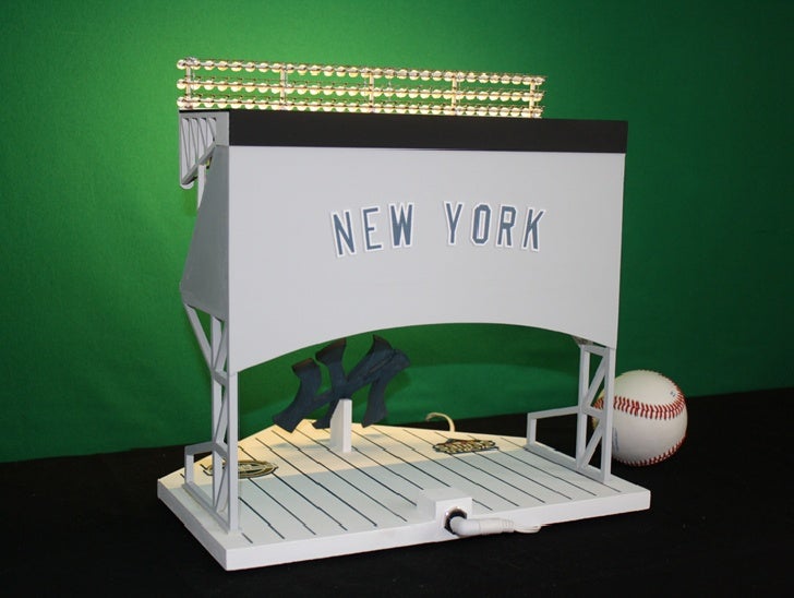 YANKEE STADIUM LED LIGHT TOWER DESIGN FROM MAJOR LEAGUE MODELS BY STE…