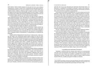 90 INDEXAÇAo E RESUMOS: TEORIA E PRÁTICA 6. QUALIDADE DA INDEXAÇÃO 91
pelos autores. Outros estudos trataram da indexação de livros como unidades
independentes. Diodato e Gandt (1991) constataram que indexadores profissio-
nais produziam índices que eram mais completos do que os índices feitos pelos
próprios autores, embora as diferenças (por exemplo, em número de entradas
por página de texto) não fossem tão grandes quanto seria de se esperar. Também
se constatou que os autores apresentavam deficiências na redação de reslImos de
seus próprios 8l1igos, aspecto a ser focalizado em próximo capítulo.
O conhecimento dos interesses dos usuários da base de dados é especial-
mente importante porque a 'boa' indexação deve ser talhada às necessidades de
determinada comunidade, sempre que possível. Anos de experiência como inde-
xador também são um ~1tor que influi sobre a qualidade, da mesma forma que
outras características, como a capacidade de a pessoa se concentrar, ler rapi-
damente e compreender prontamente. Finalmente, e talvez o mais importante de
tudo, um bom indexador deve gostar do que faz. É improvável que se consiga ob~
ter llma boa indexação de alguém que detesta o que está fazendo.
Também intervêm nisso fatores ligados ao documento. Alguns assuntos são
de mais difícil compreensão do que outros. Comumente, a teoria é muito mais
difícil do que a prática, como ocorre nas diferenças entre mecânica aplicada e
engenharia. Relacionado a isso, naturalmente, está o grau de 'correspondência'
entre o conteúdo temático do documento e o conhecimento ou os interesses do
indexador.
'Língua' pode ser interpretada de várias formas. Evidentemente, o indexador
que não souber russo dificilmente poderá indexar artigos em russo de modo
eficiente, a não ser que contenham resumos claros e completos na própria língua
do indexador (o que não éusual). Outro aspecto concerne à clareza da linguagem
do autor. Alguns autores expõem suas idéias ou descobertas de modo mais claro
do que outros, tornando menos difícil o trabalho do indexador. Finalmente,
existem alguns fatores ligados à apresentação que influirão sobre a maior ou
menor facilidade que o indexador terá para descobrir de que trata o documento:
o título é preciso ou enganador, existe um resumo ou algum outro tipo de suma-
rização que reflita integralmente o conteúdo do item?
É natural que os fatores ligados ao vocabulário também influam na qualidade
da indexação. Quanto mais específico o vocabulário, mais minuciosos serão os
matizes de significado que permite expressar; e quanto mais minuciosos os
matizes de significado, mais difícil será estabelecer diferenças entre termos
muito afins e empregar estes termos de modo coerente. Elementos sintáticos
adicionais, como subcabeçalhos ou indicadores de função, aumentam a especifi-
cidade e complicam o trabalho de indexação.
Termos que sejam ambíguos ou imprecisos (que careçam de contexto ade-
quado ou notas explicativas) são difíceis de interpretar e empregar corretamente,
além do que o vocabulário deve contar comllma estrutura suficientemente com-
pleta (por exemplo, a estrutura.TG/TE/TR do tesauro convencional) que guie o
indexador até o termo mais .adequado para representar determinado tópico. As
dimensões e a qualidade do vocabulário de entradas* também serão impolian-
tes, do mesmo modo que a disponibilidade de diversos instrumentos auxiliares
afins, como dicionários ou glossários especializados.
Outros fatores que influem na qualidade têm a ver com o próprio processo de
indexação. Alguns tipos de indexação, como a extração de palavras ou expres-
sões do texto, não exigem muita concentração, esforço intelectual ou experiênM
cia, enquanto outros tipos, principalmente os que exigem o estabelecimento de
relações conceituais precisas (mediante indicadores de função ou relacionais),
encontram-se na extremidade oposta do leque de dificuldades. Em geral, é quase
certo que os indexadores tenham desempenho mais eficaz quando recebem re-
gras e instruções precisas do que quando trabalham em condições de completa
liberdade. A produtividade exigida é outro fator importante. Se for exigido do
indexador que dê conta de certo número de itens por dia, ele poderá sentir-se
pressionado e isso levará a erros por descuido, especialmente se a instituição
tiver uma expectativa excessiva de produção diária. Além disso, a indexação
exaustiva demanda mais tempo do que a indexação seletiva.
Por fil1 a indexação requer concentração, e condições ambientais desfavo-
ráveis têm um efeito negativo sobre a exatidão dessa tarefa intelectual.
Outra maneira de analisar os fatores que influem na qualidade da indexação
diz respeito às dificuldades que os indexadores defrontam. Oliver et aI. (1966),
em levantamento baseado em entrevistas, que abrangeu 61 indexadores, obser-
varam que 'Itamar decisões sobre como melhor descrever o conteúdo dos docu-
mentos" era (o que não surpreende) o problema mencionado com mais freqüên-
cia. Infelizmente, este problema é geral, difuso e refratário a soluções fáceis.
Outros problemas importantes mencionados foram 'entender material novo ou
desconhecido' e falta de termos apropriados nos vocabulários controlados. Chu
e O'Brien (1993) estudaram a etapa de análise conceitual da indexação, em
pesquisa da qual participaram mais de lima centena de indexadores principiantes
(estudantes), mas sua pesquisa baseou-se em somente três breves artigos, de
modo que é difícil, a paliir de seus dados, chegar a uma conclusão sólida.
A qualidade está relacionada fi coerência?
Qualidade e coerência não são a mesma coisa: pode-se ser coerentemente
ruim bem como coerentemente bom! Apesar disso, percebe-se intuitivamente
que deve haver uma relação entre coerência e qualidade. Por exemplo, se três
indexadores costumam concordar entre si, porém um quarto indexa de forma
bastante diferente, a tendência da gente é acreditar no consenso.
'" Um vocabulário de entmd<ls é lIm<llista de tenHOS não-preferidos, que ocorrem na literatura, que
remetem pnra os termos preferidos apropriados mediante o emprego de remissivas do tipo ver ou
usar. A importâncin disso é exmninada nlhures (por exemplo, em Lancaster, 1986).
 