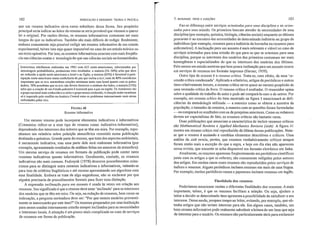 FIGlIRA 40
Resumo intbnnativo
que um resumo indicativo sirva como substituto dessa forma. Seu propósito
principal seria indicar ao leitor do resumo se seria provável que viessem a querer
ler o original. Por razões óbvias, os resumos informativos costumam ser mais
longos do que os indicativos. Também são mais difíceis de redigir. Realmente,
embora comumente seja possível redigir um resumo informativo de um estudo
experimental) talvez isso seja quase impossível no caso de um estudo teórico ou
um texto opinativo. Por isso, os resumos informativos aCOITem com mais fi"eqüên-
cia nas ciências exatas e tecnologia do que nas ciências sociais ou humanidades.
Entrevistas telefõnicas realizadas em 1985 com 655 norte-americanos, selecionados por
nmoslragem probabilística, produziram estes resultados: a maioria (54-56%) acha que deve
ser reduzida a ajuda norte-americana a Israel e ao Egito; a maioria (65%) é favorável à parti-
cipação norte-americana numa conferência de paz que inclua a OLr; mais de 80% consideram
importante que os EUA mantenham relações amistosas tanto com Israel quanto com os países
árabes; 70% acreditam que os EUA não devem favorecer a nenhum dos lados; a maioria (55%)
acha que a criação de um Estado palestino é essencial para a paz na região. Os israelenses são
o gmpo nacional mais conhecido e os sírios o grupo menos conhecido.Asituação árabe-israelense
só é superada pelo conflito na América Central entre os problemas intemacionais mais sérios
enfrentados pelos EUA.
Um mesmo resumo pode incorporar elementos indicativos e informativos
(Cremmins refere-se a esse tipo de resumo como indicativo-informativo),
dependendo dos interesses dos leitores que se têm em mira. Por exemplo, supo-
nhamos um relatório sobre poluição atmosférica resumido numa publicação
destinada a químicos. Grande parte do resumo, que h'ata dos aspectos ambientais,
é meramente indicativa, mas uma palie dele será realmente informativa (por
exemplo, apresentando resultados de análises feitas em amostras da atmosfera).
Um mesmo serviço de resumos em formato de publicação pode conter tanto
resumos indicativos quanto informativos. Geralmente, contudo, os resumos
indicativos são mais comuns. Fedosyuk (1978) descreve procedimentos minu-
ciosos para se distinguir entre resumos indicativos e informativos, valendo-se
para isso de critérios lingüísticos e até mesmo apresentando um algoritmo com
essa finalidade. Embora se trate de algo engenhoso, não se esclarece por que
alguém precisaria de procedimentos formais para fazer essa distinção.
A expressão inclinação para um assunto é usada às vezes em relação aos
resumos. Seu significado é que o resumo deve estar 'inclinado' para os interesses
dos usuários que se têm em mira. Ou seja) na redação de"resumos, bem COlllO na
indexação, a pergunta 1100teadora deve ser: <lPor que nossos usuários provavel-
mente se interessarão por este item?" Os resumos preparados por uma instituição
para serem usados internamente estarão sempre inclinados para as necessidades
e interesses locais. A situação é um pouco mais complicada no caso de serviços
de resumos em forma de publicação.
1037. RESUMOS: TIPOS E FUNÇÕES
Finalidade dos resumos
Poderíamos mencionar muitas e diferentes finalidades dos resumos. A mais
impOliante, talvez, é que os resumos facilitam a seleção. Ou seja, ajudam o
leitor a decidir se determinado item apresenta a possibilidade de satisfazer a seu
interesse. Desse modo, poupam tempo ao leitor, evitando) por exemplo, que ob·
tenha artigos que não teriam interesse para ele. Em alguns casos, também, um
bom resumo informativo pode realmente substituir a leitura de um item que seja
de interesse para o usuário. Os resumos são particularmente úteis para esclarecer
Faz-se diferença entre serviços orientados para lima disciplina e os orien-
tados para lima missão. Os primeiros buscam atender às necessidades de uma
disciplina (por exemplo, química, biologia, ciências sociais) enquanto os últimos
procuram ir ao encontro das necessidades de determinada indústria ou grupo de
indivíduos (por exemplo, resumos para a indústria da borracha ou resumos para
enfermeiros). A inclinação para um assunto é mais relevante e viável no caso de
serviços orientados para uma missão do que para os que se orientam para uma
disciplina, porque os interesses dos usuários dos primeiros costumam ser mais
homogêneos e especializados do que os interesses dos usuários dos últimos.
Pelo menos um estudo mostrou que bem pouca inclinação para um assunto aCOITe
em serviços de resumos em formato impresso (Herner, 1959).
Outro tipo de resumo é o resumo crítico. Trata-se, com efeito) de uma 're-
censão crítica condensada'. Aplicado a relatórios) artigos de periódicos e outros
itens relativamente breves, o resumo crítico serve quase ao mesmo propósito de
uma recensão crítica de livro. O resumo crítico é avaliador. O resumidor opina
sobre a qualidade do trabalho do autor e pode até compará-lo com o de outros. Por
exemplo, um resumo crítico do item mostrado na figura 3 mencionará as defi-
ciências da metodologia utilizada - a maneira como se obteve a amostra da
população, o tamanho da amostra, a maneira com as questões foram formuladas
- ou comparará os resultados com os de pesquisas anteriores. Como os redatores
devem ser especialistas de fato, os resumos críticos são bastante raros.
Duas publicações que anunciam a característica de incluir resumos críticos
são iHa/hemo/ieal Reviews e Applied Aleehanics Reviell's (A/llR). A figura 41
mostra um resumo crítico real reproduzido da última dessas publicações. Note-
se que o resumo é assinado e combina elementos descritivos e críticos. Uma
análise da AMR revela) porém, que resumos verdadeiramente críticos sempre
foram muito mais a exceção do que a regra, e hoje em dia eles não aparecem
nessa revista, que somente se acha disponível em formato eletrônico em linha.
Atualmente) os resumos aparecem fi"eqüentemente em periódicos científicos
junto com os 311igos a que se referem; são comumente redigidos pelos autores
dos artigos. Em muitos casos esses resumos são reproduzidos pelos serviços de
índices e resumos. Alguns periódicos incluem resumos em mais de uma língua.
Por exemplo, muitos periódicos russos e japoneses incluem resumos em inglês.
rINDEXAÇÃO E RESUMOS: TEORIA E PRÁTICA102
 
