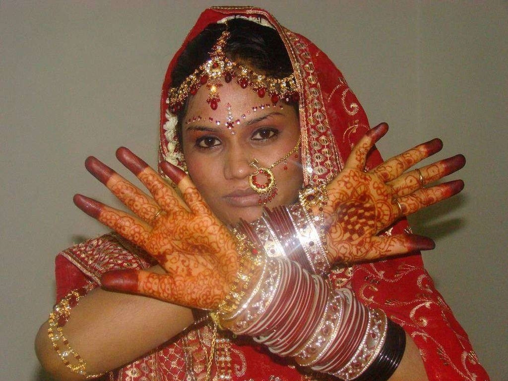 India - Land Of Contrasts