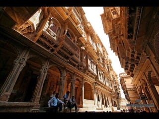 Patwon ki Haveli en Jaisalmer. Construida por un rico mercader está complejamente tallada en arenisca. www. laboutiquedelpowerpoint. com 
