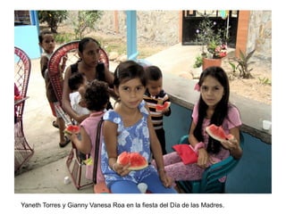 Yaneth Torres y Gianny Vanesa Roa en la fiesta del Día de las Madres.
 