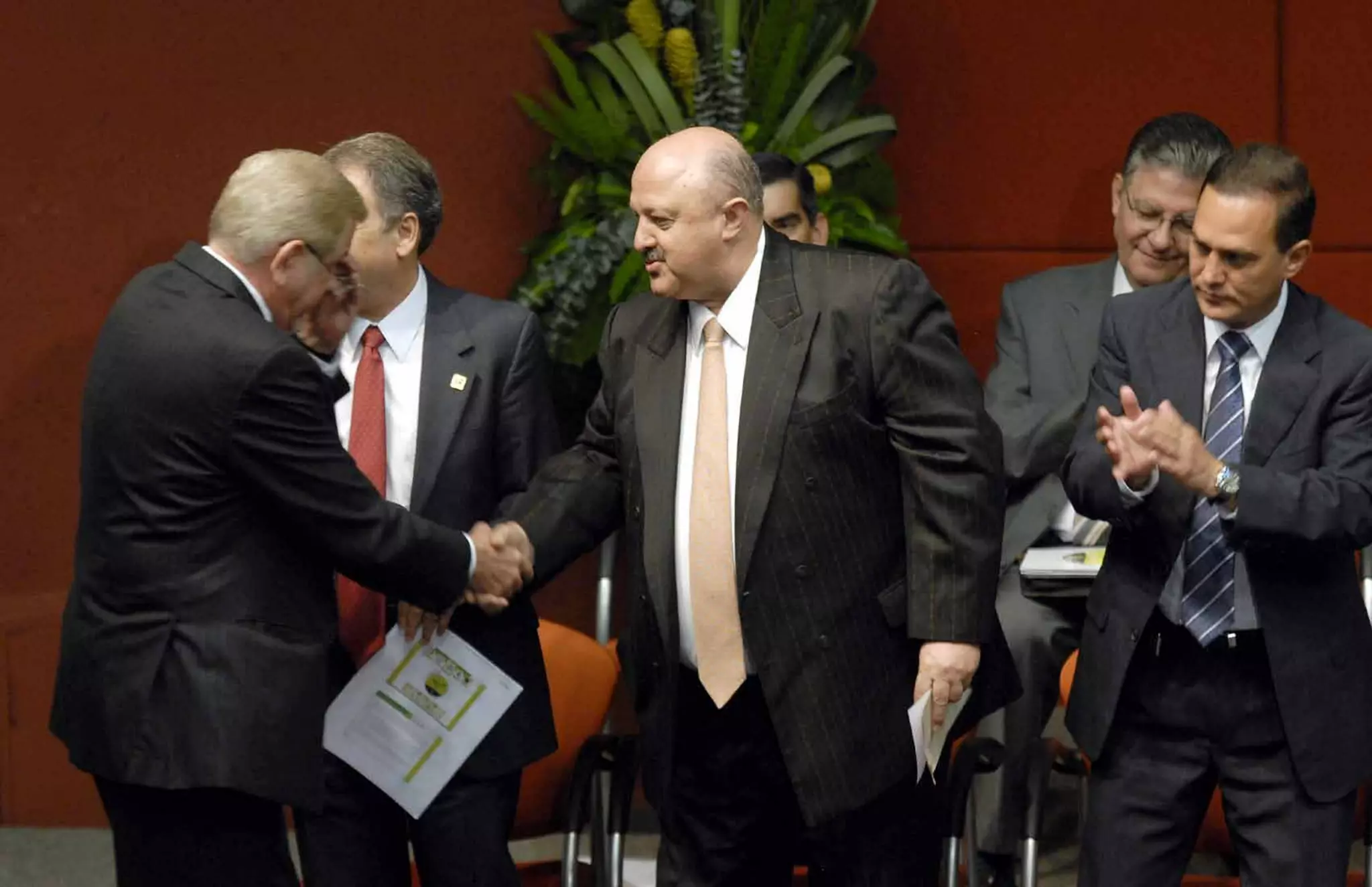 Informe de la Comisión de Ciencia y Tecnología   107




106   Apartado 6. Reuniones externas
 