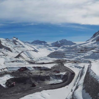 32 | Comisión Chilena del Cobre
 