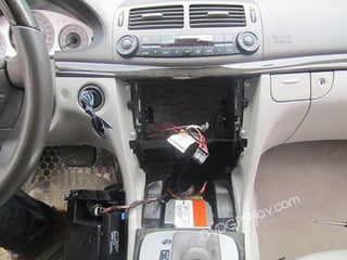 Installation instrunctions for Mercedes Benz E W211 DVD Player