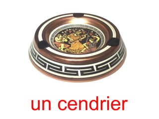 un cendrier