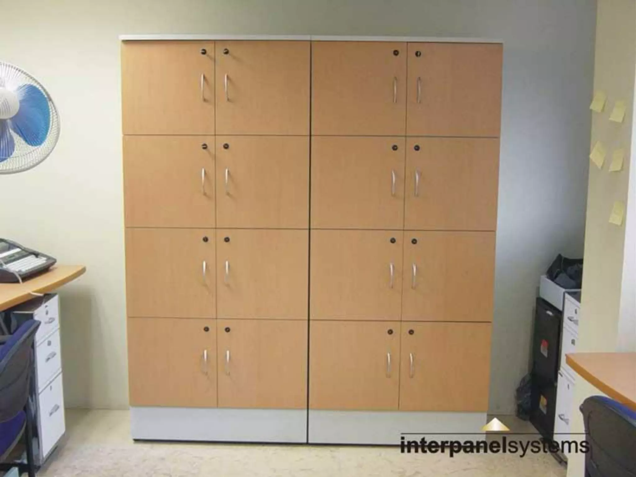 RENAULT

GRUPO ADAPTUS SA DE CV www.interpanelsystems.com

 