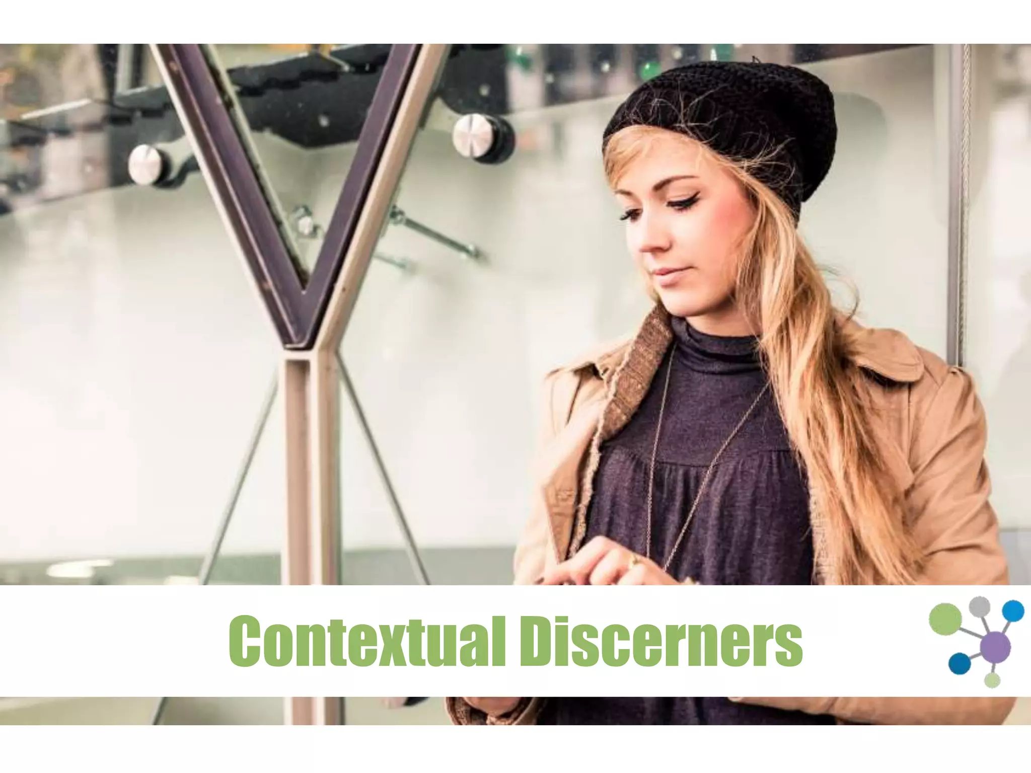 Contextual Discerners 
 