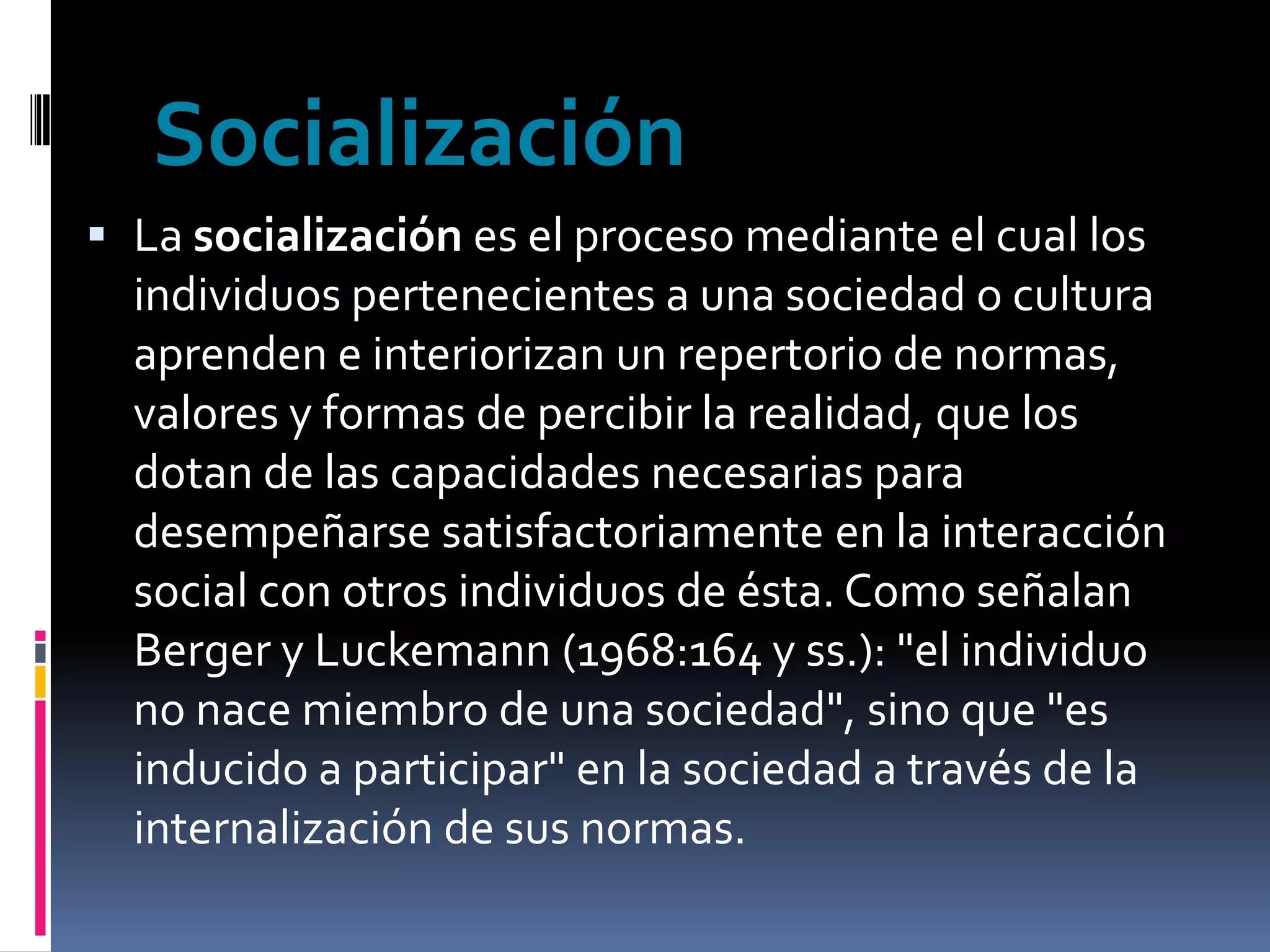 Migración Término que designa los desplazamientos de población que conllevan cambios de residencia más o menos permanentes, por lo común debidos a factores económicos, laborales, sociológicos o políticos. El desplazamiento turístico no es considerado migración. En los movimientos o flujos migratorios debe distinguirse la emigración de la inmigración; la emigración mira el fenómeno desde el lugar (país, región, ciudad…) que abandona la persona para establecerse en otro diferente, y la inmigración lo contempla desde la perspectiva del lugar de acogida
