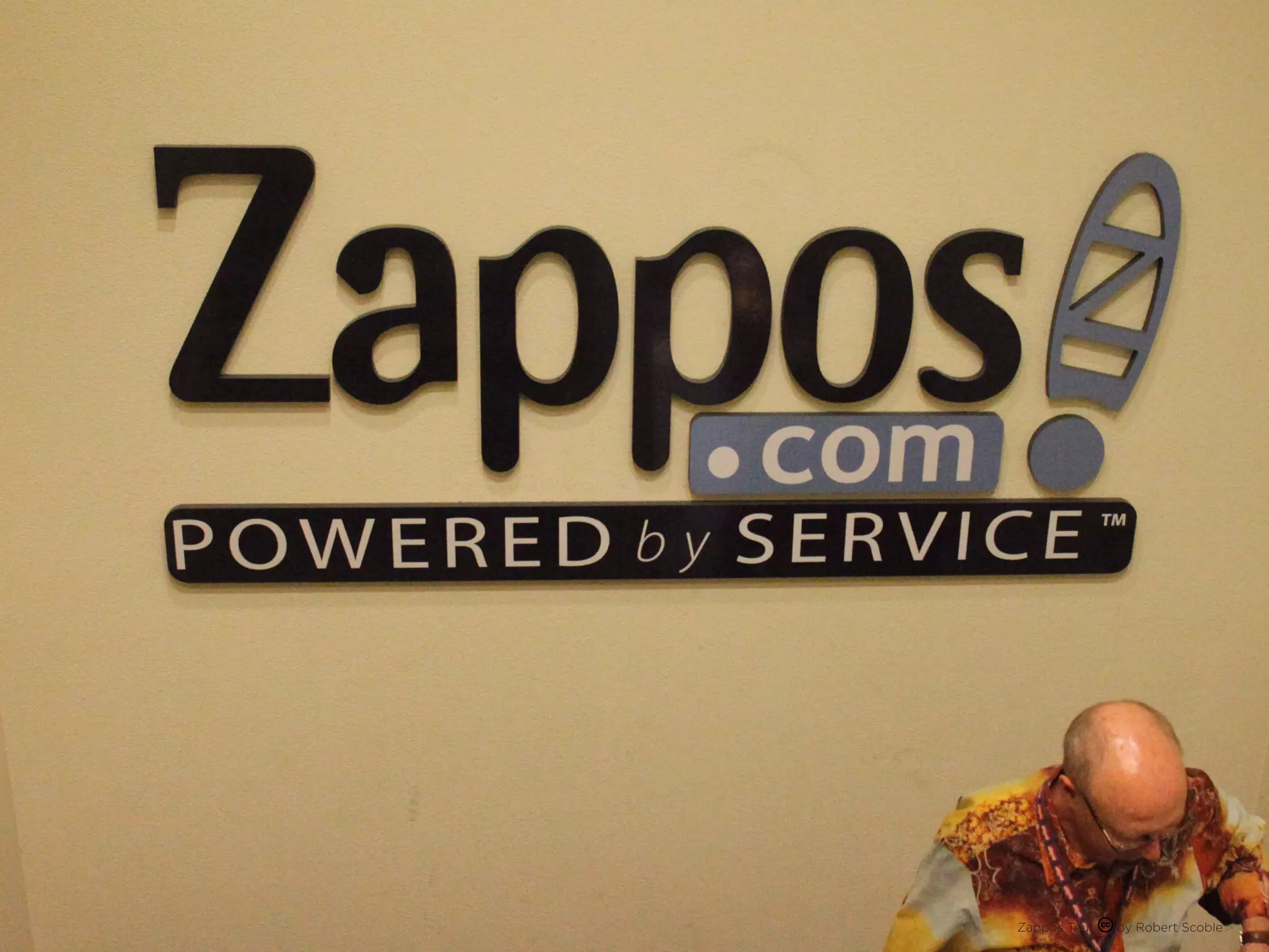 Zappos Tour   by Robert Scoble
 