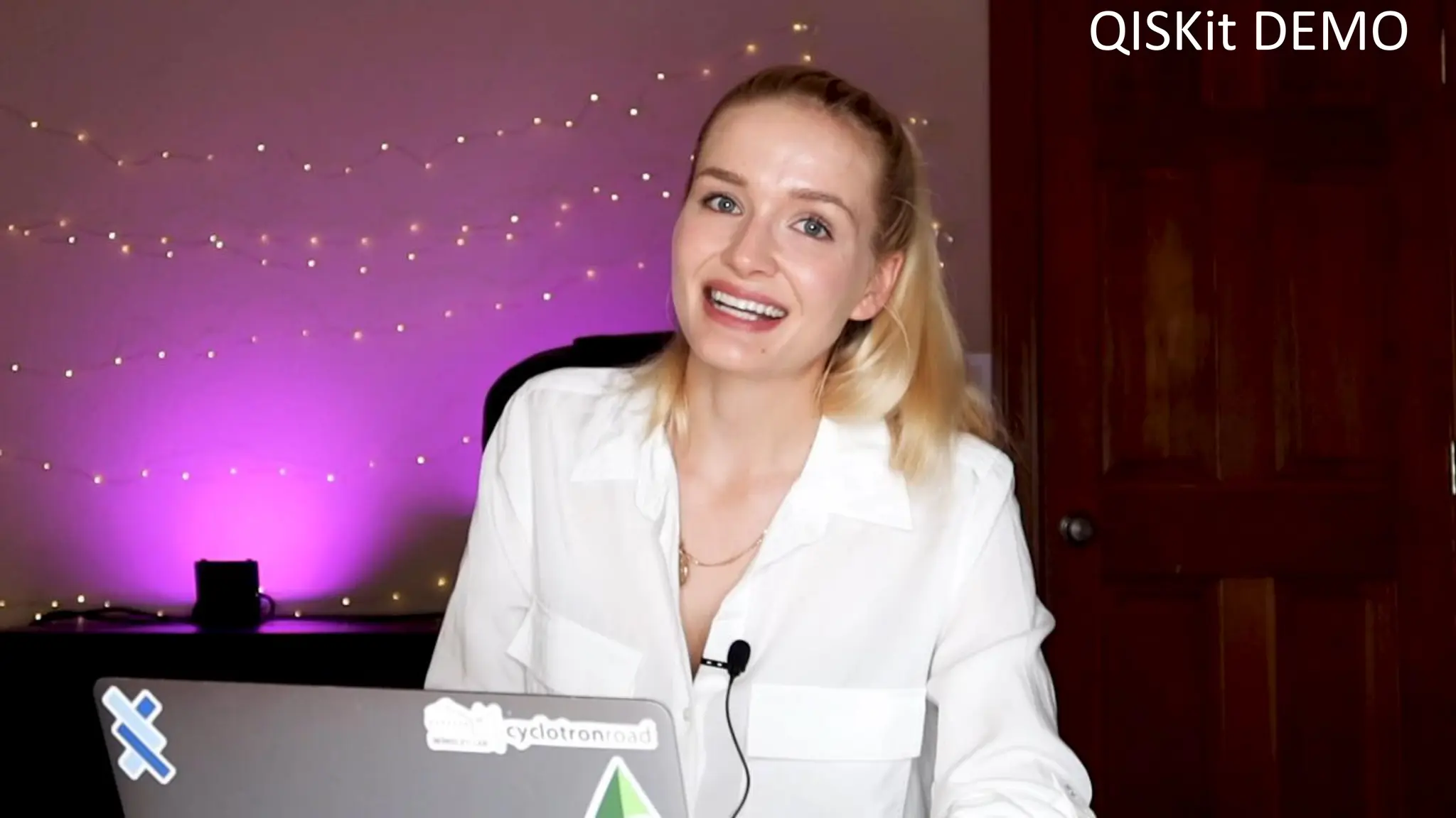 GETTING STARTED WITH QISKIT DEMO|Anastasia Marchenkova
https://www.youtube.com/watch?v=yprDIC-9D0k
QISKit DEMO
 