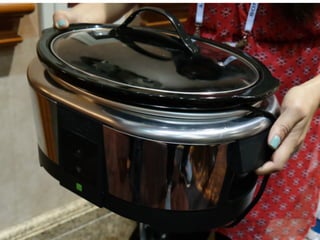 «Умная» рисоварка качает рецепты из Интернет
 