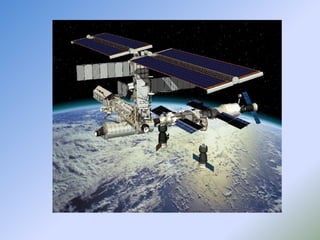 Effect op het lichaamMensen hebben minder slaap nodig omdat onze lichamen minder vermoeid worden in gewichtloze toestandIn de ruime verliest je sneller spieren en botmassa. Om dit te voorkomen, moet men elke dag minstens 2 uur sportenHet zweet van de astronauten wordt gecondenseerd en gerecycleerd