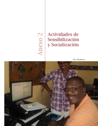 189
ActividadesdeSensibilizaciónySocialización
Anexo
2
Cualificación de los Líderes Formadores
La cualificación de los Líderes Formadores del Programa TemáTICas es
realizada por la Entidad Coordinadora, integrando dos componentes:
1.	Virtual: Busca presentar conceptos, generar discusión y promover
la lectura de materiales que le permitan al Líder Formador
conocer los principales referentes, herramientas y servicios que
requiere para el desarrollo del Itinerario de TemáTICas. Es un
componente que se mantiene y es transversal al trabajo que
adelantan con los Directivos Docentes.
2.	Presencial: Es la oportunidad para fortalecer el trabajo
colaborativo y la definición del plan de trabajo especifico a
desarrollar con los Directivos Docentes en las jornadas de
formación presencial. Se desarrolla a través de un encuentro
presencial, que tiene lugar antes de iniciar el proceso de
formación con los Directivos Docentes.
En ambos casos es importante que participen tanto los Líderes
Formadores antiguos y nuevos, pero con roles diferenciados, ya
que el proceso de aporte y cualificación de los Líderes Formadores
antiguos estará en su experiencia al proceso de formación de los
que apenas inician.
Producto:
•	Síntesis de los aportes surgidos de la cualificación.
•	Agendas de trabajo en las jornadas de formación propuestas por los Líderes
Formadores.
Acompañamiento en el desarrollo
del Itinerario de TemáTICas
El desarrollo del Itinerario de Formación de TemáTICas tiene múltiples
aspectos, por ello se requiere de un acompañamiento permanente a
los Líderes Formadores, tanto antiguos como nuevos, lo que implica
conocer los planes de trabajo antes de las jornadas de formación,
hacer seguimiento sobre los avances de los resultados y productos
que deben surgir de las diferentes jornadas de formación, entre otros.
Este acompañamiento se realiza a través de una constante
comunicación, y con la revisión de los productos publicados por los
Directivos Docentes en los diversos espacios del Ambiente Virtual
de Aprendizaje.
 