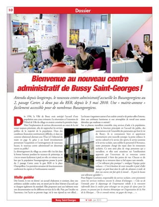 BUSSYMAG123_GABARIT BUSSYMAG NEW2009 24/06/10 16:46 Page10




      10                                                                                 Dossier




                 Bienvenue au nouveau centre
              administratif de Bussy Saint-Georges!
           Attendu depuis longtemps, le nouveau centre administratif accueille les Buxangeorgiens au
           2, passage Carter, à deux pas du RER, depuis le 3 mai 2010. Une « mairie-annexe »
           facilement accessible pour de nombreux Buxangeorgiens.

                        ès 1996, la Ville de Bussy avait anticipé l’accueil d’une               Les locaux s’organisent autour d’un couloir central et de petites salles d’attente,


           D            population sans cesse croissante. La rénovation et l’extension de
                        l’Hôtel de Ville du village en avaient constitué la première étape.
                        Mais l’implantation de services déconcentrés au cœur de la cité
           restait toujours prioritaire, afin de rapprocher les services
           publics de la majorité de la population. Dans des
                                                                                                dans une ambiance lumineuse et une atmosphère de travail tout autant
                                                                                                détendue que studieuse et animée!
                                                                                                Sur ce plateau travaillent ensemble cinq services d’aide à la population,
                                                                                                                  dont la fonction principale est l’accueil du public, des
                                                                                                                  associations et de l’ensemble des partenaires qui font la vie
           conditions financières extrêmement difficiles, et dans un                                              de Bussy ; ils se connaissent bien et apprécient
           contexte relationnel aberrant avec l’État (cf. l’éditorial du                                          énormément cette nouvelle synergie: la petite enfance, le
           maire en page 3), grâce à un lourd investissement                                                      service culturel et le service des sports, le service jeunesse
           permettant l’acquisition et l’aménagement de nouveaux                                                  et le service scolaire, sans oublier le personnel d’Avenance,
           locaux, le nouveau centre administratif est désormais                                                  notre prestataire chargé des repas dans les restaurants
           ouvert au public!                                                                                      scolaires. Ce sont ainsi plus de vingt personnes qui y
           Le déménagement du village au centre-ville s’est fait dans                                             travaillent, et elles sont unanimes sur l’amélioration
           la bonne humeur pendant les vacances de printemps, et                                                  apportée par l’ouverture de ce nouveau centre
           c’est en venant facilement à pied, en vélo, en voiture ou en                                           administratif, à bien des points de vue. Chacun se dit
           bus que la population buxangeorgienne pousse la porte                                                  soulagé de se retrouver dans ce bel espace tant attendu.
           du 2 passage Carter, entre la gare RER et la place                                                     « C’est tellement plus pratique! », souligne l’équipe petite
           Champollion. Les premières semaines de fonctionnement                                                  enfance. « C’est le bonheur de venir travailler à pied, d’aller
           confirment les espoirs et l’enthousiasme suscités!                                                     manger un petit bout dans les cafés des alentours à midi, de
                                                                                                                  faire nos courses vite fait après le travail… Et puis les locaux
                                                                                                sont tellement agréables! ».
           Visite guidée                                                                        Pour Régine Gouriano, responsable du service scolaire, cette proximité
           Dès l’entrée, le ton est donné: un accueil chaleureux et souriant, dans une          entre les services renforce encore le climat d’échanges : « Cela va de
           ambiance acidulée couleur anis, est assuré par les deux hôtesses d’accueil, qui      l’entraide pour le dépannage de l’imprimante rebelle à la rencontre
           se chargent également du standard. Elles proposent aussi aux habitants toute         informelle dans le couloir pour échanger sur un projet de séjour pour les
           une documentation sur les différents services de la ville. Puis, par l’escalier ou   jeunes, en passant par la réunion thématique sur l’organisation de la Fête
           l’ascenseur, c’est l’accès au premier étage, où le rose répond au vert tilleul…      de la Musique… On se connaît mieux, on gagne du temps… ».


                                                                Bussy Saint-Georges                  N° 123 - Juin 2010
 