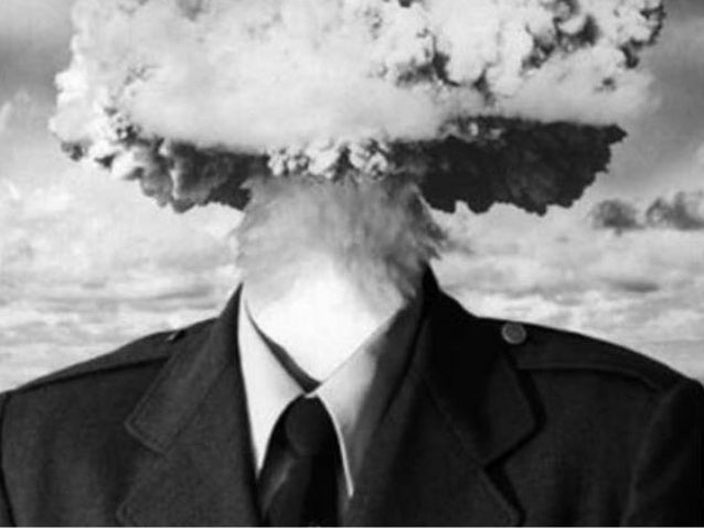 01
‫סגורות‬ ‫שאלות‬
‫סגורות‬ ‫מול‬ ‫פתוחות‬ ‫שאלות‬
•‫גדול‬ ‫לחץ‬ ‫יוצרות‬
"‫חדשה‬ ‫חולצה‬ ‫צריכה‬ ‫את‬?" •‫החלטה‬ ‫קבלת‬ ...