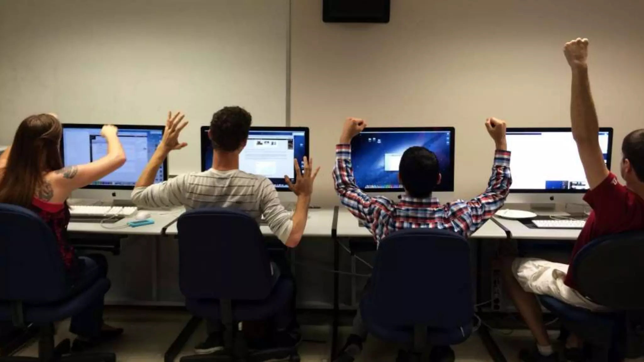 How? 
• Partner with computer science or other technology 
departments 
• Find community resources 
• Allow and encourage faculty to seek these 
competencies 
• Prioritize when hiring 
• General faculty development around technology 
awareness and literacy 
 