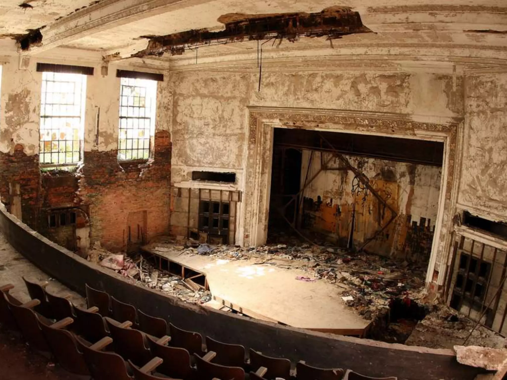 Wordpress Geo Mashup




      http://wordpress.org/extend/plugins/geo-mashup/
 