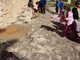 Jugam amb els romans