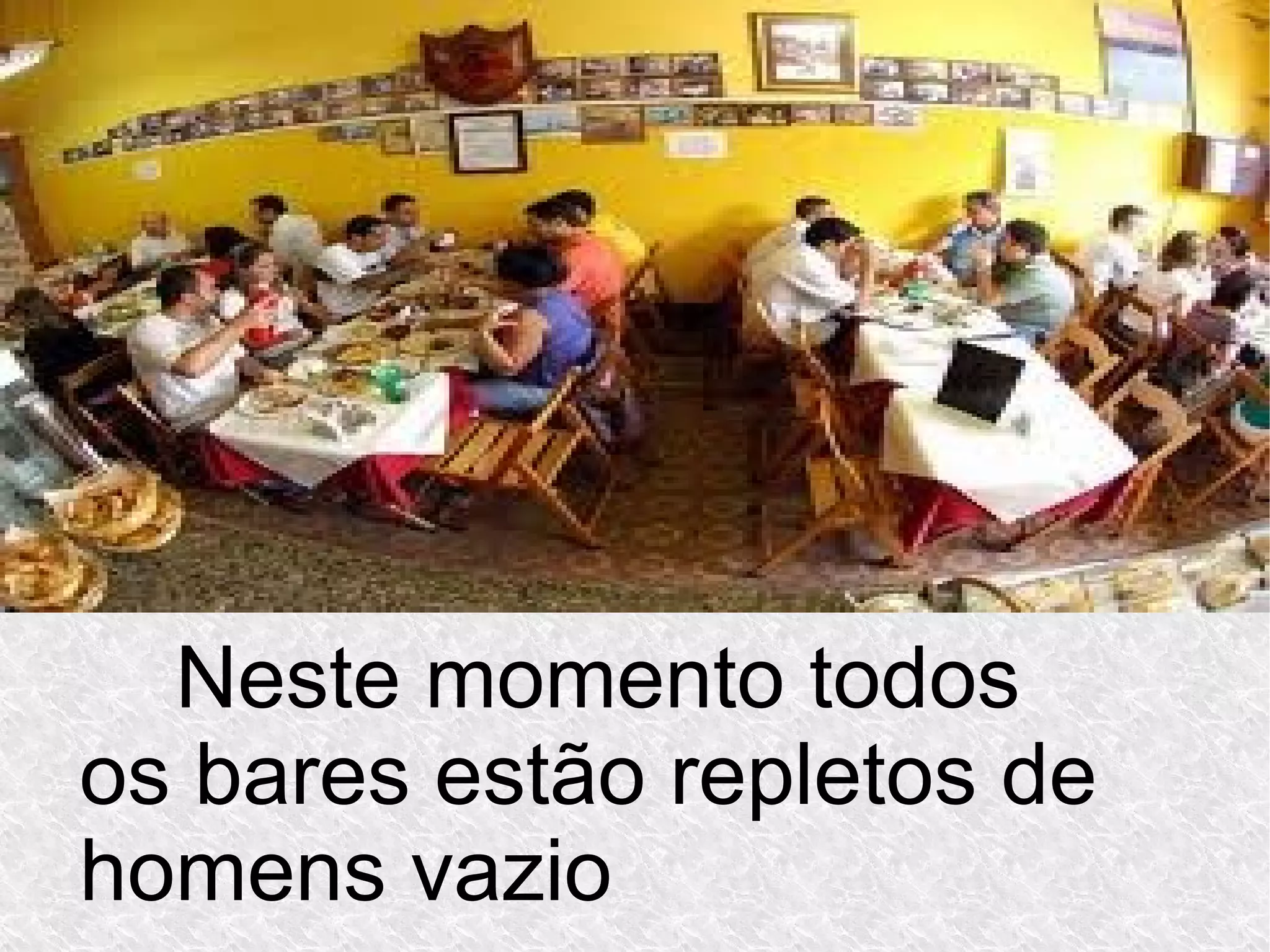 O que é antítese? Antítese é uma figura de linguagem que consiste na exposição de ideias opostas. Ocorre quando há uma aproximação de palavras ou expressões de sentidos opostos. Esse recurso foi especialmente utilizado pelos autores do período Barroco. O contraste que se estabelece serve, essencialmente, para dar uma ênfase aos conceitos envolvidos que não se conseguiria com a exposição isolada dos mesmos.