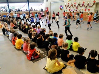 Wattle Grove Primary School - Junior Presentation Morning 2014 | PPT