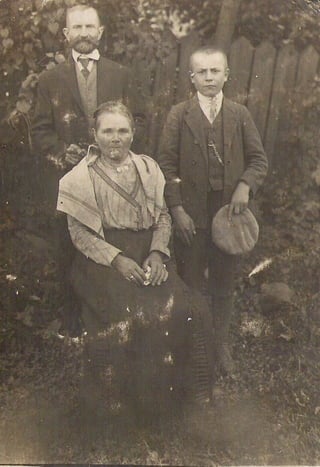Kalmans Brother, Wife And Son