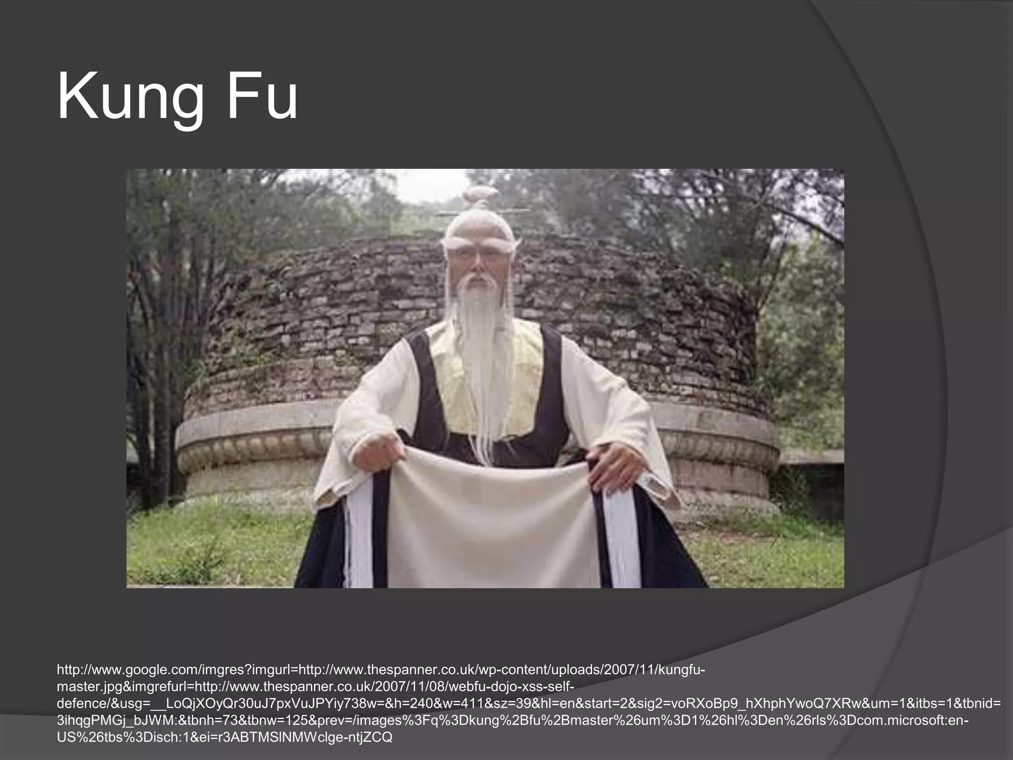 Lied: “Ich bin einDöner”Ich hab ne Zwiebel auf'm Kopf ich bin ein Döner denn Döner macht schöner! Ich hab ne Zwiebel auf'm Kopf ich bin ein Döner Ich hab mich zum Fressen gern!Ich greife jeden Tag zu einer kleinen List denn man ist, was man isst. Ich bin lecker, schön und heiß weil ich eines sicher weiß:Baguette macht fett, Sushi macht wuschi, Pizza macht spitzer aber Döner macht schöner!!!!Ich hab ne Zwiebel auf'm Kopf..... Ich dufte gut und bin so knusprig braun, darum lieben mich die Frau'n! Erst neulich hat mich eine überrascht und dann ganz spontan vernascht.Baguette....Ich hab ne Zwiebel auf'm Kopf.... (2x) Hunger ham'waham'waham'waHunger ham'waham'waham'waHunger ham'wa Hunger ham'wa hey!Ali mach noch einen Döner klar! HamhamHunger ham'wa... hey!Ali du bist einfach wunderbar!Ich hab ne Zwiebel auf'm Kopf... (3x) Ich hab mich zum Fressen gern! Hey! Ich hab ne Zwiebel auf'm Kopf ich bin ein Döner denn Döner macht schöner! Ich hab ne Zwiebel auf'm Kopf ich bin ein Döner Ich hab mich zum Fressen gern!Ich greife jeden Tag zu einer kleinen List denn man ist, was man isst. Ich bin lecker, schön und heiß weil ich eines sicher weiß: