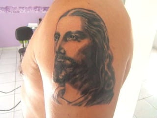 Rua Tenente Manoel Alves dos Anjos, 34 – Centro  (Próximo a estação Mogi das Cruzes) Contato: 2786-6083 Tattoos by Oberdan 