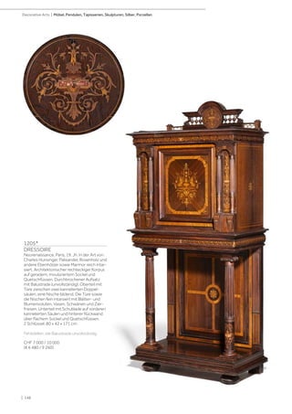 1205*
DRESSOIRE
Neorenaissance, Paris, 19. Jh. In der Art von
Charles Hunsinger. Palisander, Rosenholz und
andere Ebenhölzer sowie Marmor reich intar-
siert. Architektonischer rechteckiger Korpus
auf geradem, moulüriertem Sockel und
Quetschfüssen. Durchbrochener Aufsatz
mit Balustrade (unvollständig). Oberteil mit
Türe zwischen zwei kannelierten Doppel-
säulen, eine Nische bildend. Die Türe sowie
die Nischen fein intarsiert mit Blätter- und
Blumenvoluten, Vasen, Schwänen und Zier-
friesen. Unterteil mit Schublade auf vorderen
kannelierten Säulen und hinterer Rückwand
über flachem Sockel und Quetschfüssen.
2 Schlüssel. 80 x 42 x 171 cm.
Fehlstellen, die Balustrade unvollständig.
CHF 7 000 / 10 000
(€ 6 480 / 9 260)
Decorative Arts | Möbel, Pendulen, Tapisserien, Skulpturen, Silber, Porzellan
| 148
 