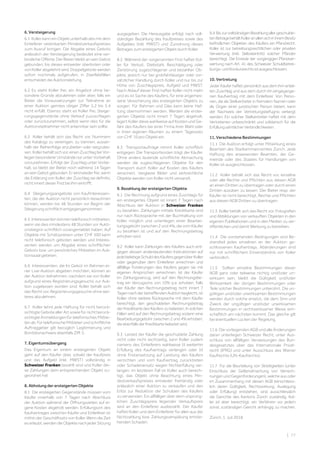 | 77
6. Versteigerung
6.1 Koller kann ein Objekt unterhalb des mit dem
Einlieferer vereinbarten Mindestverkaufspreises
zum Ausruf bringen. Die Abgabe eines Gebots
anlässlich der Versteigerung bedeutet eine ver-
bindliche Offerte. Der Bieter bleibt an sein Gebot
gebunden, bis dieses entweder überboten oder
von Koller abgelehnt wird. Doppelgebote werden
sofort nochmals aufgerufen; in Zweifelsfällen
entscheidet die Auktionsleitung. 
6.2 Es steht Koller frei, ein Angebot ohne be-
sondere Gründe abzulehnen oder aber, falls ein
Bieter die Voraussetzungen zur Teilnahme an
einer Auktion gemäss obiger Ziffer 5.2 bis 5.4
nicht erfüllt. Ebenso steht es Koller frei, Steige-
rungsgegenstände ohne Verkauf zuzuschlagen
oder zurückzunehmen, selbst wenn dies für die
Auktionsteilnehmer nicht erkennbar sein sollte. 
6.3 Koller behält sich das Recht vor, Nummern
des Katalogs zu vereinigen, zu trennen, ausser-
halb der Reihenfolge anzubieten oder wegzulas-
sen. Koller behält sich vor, einen Zuschlag bei Vor-
liegen besonderer Umstände nur unter Vorbehalt
vorzunehmen. Erfolgt der Zuschlag unter Vorbe-
halt, so bleibt der Bieter noch während 14 Tagen
anseinGebotgebunden.Erwirdwiederfrei,wenn
die Erklärung von Koller, der Zuschlag sei definitiv,
nicht innert dieser Frist bei ihm eintrifft. 
6.4 Steigerungsangebote von Kaufinteressen-
ten, die der Auktion nicht persönlich beiwohnen
können, werden bis 48 Stunden vor Beginn der
Steigerung schriftlich entgegengenommen. 
6.5 Interessenten können telefonisch mitbieten,
wenn sie dies mindestens 48 Stunden vor Aukti-
onsbeginn schriftlich vorangemeldet haben. Auf
Objekte mit Schätzpreisen unter CHF 500 kann
nicht telefonisch geboten werden und Interes-
senten werden um Abgabe eines schriftlichen
Gebots bzw. um persönliches Mitbieten im Auk-
tionssaal gebeten. 
6.6 Interessenten, die ihr Gebot im Rahmen ei-
ner Live-Auktion abgeben möchten, können an
der Auktion teilnehmen, nachdem sie von Koller
aufgrund eines Registrierungsgesuchs zur Auk-
tion zugelassen worden sind. Koller behält sich
das Recht vor, Registrierungsgesuche ohne wei-
teres abzulehnen. 
6.7 Koller lehnt jede Haftung für nicht berück-
sichtigte Gebote aller Art sowie für nicht berück-
sichtigte Anmeldungen für telefonisches Mitbie-
tenab.FürtelefonischeMitbieterundschriftliche
Auftraggeber gilt bezüglich Legitimierung und
Bonitätsnachweis ebenfalls Ziff. 5.
7. Eigentumsübergang
Das Eigentum an einem ersteigerten Objekt
geht auf den Käufer über, sobald der Kaufpreis
und das Aufgeld (inkl. MWST) vollständig in
Schweizer Franken bezahlt sind und Koller die-
se Zahlungen dem entsprechenden Objekt zu-
geordnet hat.
8. Abholung der ersteigerten Objekte
8.1 Die ersteigerten Gegenstände müssen vom
Käufer innerhalb von 7 Tagen nach Abschluss
der Auktion während der Öffnungszeiten auf ei-
gene Kosten abgeholt werden. Erfüllungsort des
Kaufvertrages zwischen Käufer und Einlieferer ist
mithin der Geschäftssitz von Koller. Wenn die Zeit
es erlaubt, werden die Objekte nach jeder Sitzung
ausgegeben. Die Herausgabe erfolgt nach voll-
ständiger Bezahlung des Kaufpreises sowie des
Aufgeldes (inkl. MWST) und Zuordnung dieses
Betrages zum ersteigerten Objekt durch Koller.
8.2 Während der vorgenannten Frist haftet Kol-
ler für Verlust, Diebstahl, Beschädigung oder
Zerstörung zugeschlagener und bezahlter Ob-
jekte, jedoch nur bei grobfahrlässiger oder vor-
sätzlicher Handlung durch Koller und nur bis zur
Höhe von Zuschlagspreis, Aufgeld und MWST.
Nach Ablauf dieser Frist haftet Koller nicht mehr
und es ist Sache des Käufers, für eine angemes-
sene Versicherung des ersteigerten Objekts zu
sorgen. Für Rahmen und Glas kann keine Haf-
tung übernommen werden. Werden die erstei-
gerten Objekte nicht innert 7 Tagen abgeholt,
lagert Koller diese wahlweise auf Kosten und Ge-
fahr des Käufers bei einer Firma ihrer Wahl oder
in ihren eigenen Räumen zu einem Tagessatz
von CHF 10 pro Objekt ein. 
8.3 Transportaufträge nimmt Koller schriftlich
entgegen. Die Transportkosten trägt der Käufer.
Ohne anders lautende schriftliche Abmachung
werden die zugeschlagenen Objekte für den
Transport durch Koller auf Kosten des Käufers
versichert. Verglaste Bilder und zerbrechliche
Objekte werden von Koller nicht versandt.
9. Bezahlung der ersteigerten Objekte
9.1 Die Rechnung aufgrund eines Zuschlags für
ein ersteigertes Objekt ist innert 7 Tagen nach
Abschluss der Auktion in Schweizer Franken
zu bezahlen. Zahlungen mittels Kreditkarte sind
nur nach Rücksprache mit der Buchhaltung von
Koller möglich und unterliegen einer Bearbei-
tungsgebühr zwischen 2 und 4%, die vom Käufer
zu bezahlen ist und auf den Rechnungsbetrag
erhoben wird.
9.2 Koller kann Zahlungen des Käufers auch ent-
gegen dessen anderslautenden Instruktionen auf
jedebeliebigeSchulddesKäufersgegenüberKoller
oder gegenüber dem Einlieferer anrechnen und
allfällige Forderungen des Käufers gegen sie mit
eigenen Ansprüchen verrechnen. Ist der Käufer
im Zahlungsverzug, wird auf den Rechnungsbe-
trag ein Verzugszins von 10% p.a. erhoben. Falls
der Käufer den Rechnungsbetrag nicht innert 7
TagennachderbetreffendenAuktionbegleicht,ist
Koller ohne weitere Rücksprache mit dem Käufer
berechtigt, den geschuldeten Rechnungsbetrag
der Kreditkarte des Käufers zu belasten. In solchen
Fällen wird auf den Rechnungsbetrag sodann eine
Bearbeitungsgebühr zwischen 2 und 4% erhoben,
dieebenfallsderKreditkartebelastetwird.
9.3 Leistet der Käufer die geschuldete Zahlung
nicht oder nicht rechtzeitig, kann Koller zudem
namens des Einlieferers wahlweise (i) weiterhin
Erfüllung des Kaufvertrags verlangen oder (ii)
ohne Fristansetzung auf Leistung des Käufers
verzichten und vom Kaufvertrag zurücktreten
oder Schadenersatz wegen Nichterfüllung ver-
langen; im letzteren Fall ist Koller auch berech-
tigt, das Objekt ohne Beachtung eines Min-
destverkaufspreises entweder freihändig oder
anlässlich einer Auktion zu verkaufen und den
Erlös zur Reduktion der Schulden des Käufers
zu verwenden. Ein allfälliger über dem ursprüng-
lichen Zuschlagspreis liegender Verkaufspreis
wird an den Einlieferer ausbezahlt. Der Käufer
haftet Koller und dem Einlieferer für allen aus der
Nichtzahlung bzw. Zahlungsverspätung entste-
henden Schaden. 
9.4 BiszurvollständigenBezahlungallergeschulde-
tenBeträgebehältKolleranallensichinihremBesitz
befindlichen Objekten des Käufers ein Pfandrecht.
Koller ist zur betreibungsrechtlichen oder privaten
Verwertung (inkl. Selbsteintritt) solcher Pfänder
berechtigt. Die Einrede der vorgängigen Pfandver-
wertung nach Art. 41 des Schweizer Schuldbetrei-
bungs-undKonkursrechtsistausgeschlossen.
10. Vertretung
Jeder Käufer haftet persönlich aus dem ihm erteil-
ten Zuschlag und aus dem durch ihn eingegange-
nen Kaufvertrag mit dem Einlieferer. Von Perso-
nen, die als Stellvertreter in fremdem Namen oder
als Organ einer juristischen Person bieten, kann
der Nachweis der Vertretungsbefugnis verlangt
werden. Ein solcher Stellvertreter haftet mit dem
Vertretenen unbeschränkt und solidarisch für die
ErfüllungsämtlicherVerbindlichkeiten.
11. Verschiedene Bestimmungen
11.1 Die Auktion erfolgt unter Mitwirkung eines
Beamten des Stadtammannamtes Zürich. Jede
Haftung des anwesenden Beamten, der Ge-
meinde oder des Staates für Handlungen von
Koller ist ausgeschlossen. 
11.2 Koller behält sich das Recht vor, einzelne
oder alle Rechte und Pflichten aus diesen AGB
an einen Dritten zu übertragen oder durch einen
Dritten ausüben zu lassen. Der Bieter resp. der
Käufer ist nicht berechtigt, Rechte und Pflichten
aus diesen AGB Dritten zu übertragen.
11.3 Koller behält sich das Recht vor, Fotografien
und Abbildungen von verkauften Objekten in den
eigenen Publikationen und in den Medien zu ver-
öffentlichen und damit Werbung zu betreiben. 
11.4 Die vorstehenden Bedingungen sind Be-
standteil jedes einzelnen an der Auktion ge-
schlossenen Kaufvertrags. Abänderungen sind
nur mit schriftlichem Einverständnis von Koller
verbindlich. 
11.5 Sollten einzelne Bestimmungen dieser
AGB ganz oder teilweise nichtig und/oder un-
wirksam sein, bleibt die Gültigkeit und/oder
Wirksamkeit der übrigen Bestimmungen oder
Teile solcher Bestimmungen unberührt. Die un-
gültigen und/oder unwirksamen Bestimmungen
werden durch solche ersetzt, die dem Sinn und
Zweck der ungültigen und/oder unwirksamen
Bestimmungen in rechtswirksamer Weise wirt-
schaftlich am nächsten kommt. Das gleiche gilt
bei eventuellen Lücken der Regelung.
11.6 Die vorliegenden AGB und alle Änderungen
daran unterliegen Schweizer Recht, unter Aus-
schluss von allfälligen Verweisungen des Bun-
desgesetztes über das Internationale Privat-
recht (IPRG) und unter Ausschluss des Wiener
Kaufrechts (UN-Kaufrechts). 
11.7 Für die Beurteilung von Streitigkeiten (unter
Einschluss der Geltendmachung von Verrech-
nungen und Gegenforderungen), welche aus oder
im Zusammenhang mit diesen AGB (einschliess-
lich deren Gültigkeit, Rechtswirkung, Auslegung
oder Erfüllung) entstehen, sind ausschliesslich
die Gerichte des Kantons Zürich zuständig. Kol-
ler ist aber berechtigt, ein Verfahren vor jedem
sonst zuständigen Gericht anhängig zu machen.
Zürich, 1. Juli 2018
 