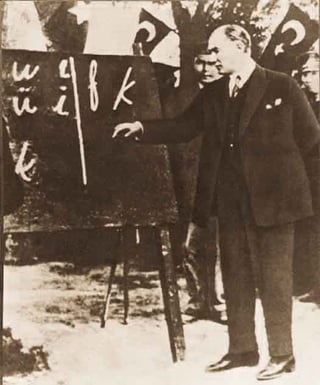 MUSTAFA KEMAL ATATÜRK