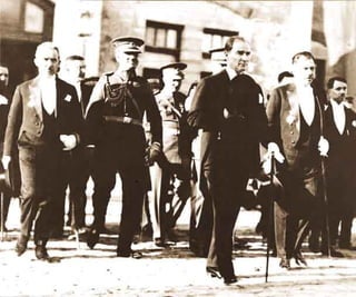 MUSTAFA KEMAL ATATÜRK