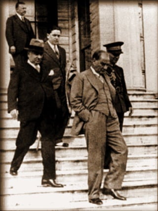 MUSTAFA KEMAL ATATÜRK