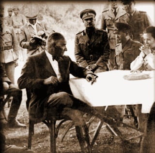 MUSTAFA KEMAL ATATÜRK