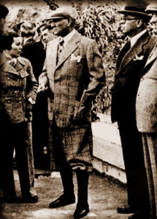 MUSTAFA KEMAL ATATÜRK