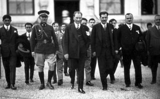 MUSTAFA KEMAL ATATÜRK