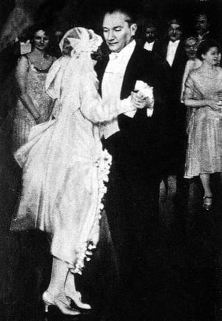 MUSTAFA KEMAL ATATÜRK