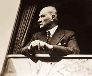 MUSTAFA KEMAL ATATÜRK