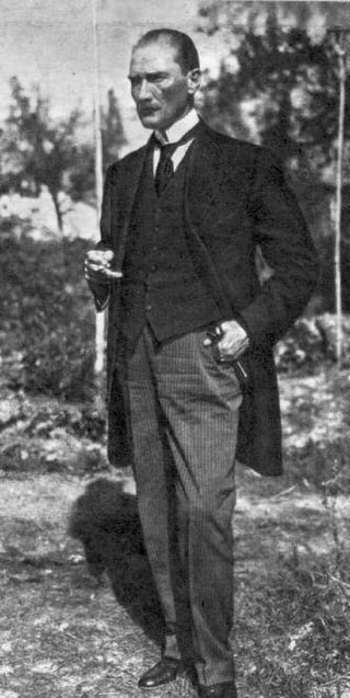 MUSTAFA KEMAL ATATÜRK