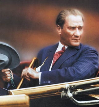 MUSTAFA KEMAL ATATÜRK