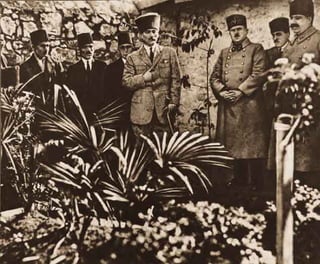 MUSTAFA KEMAL ATATÜRK