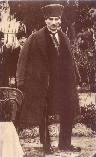 MUSTAFA KEMAL ATATÜRK