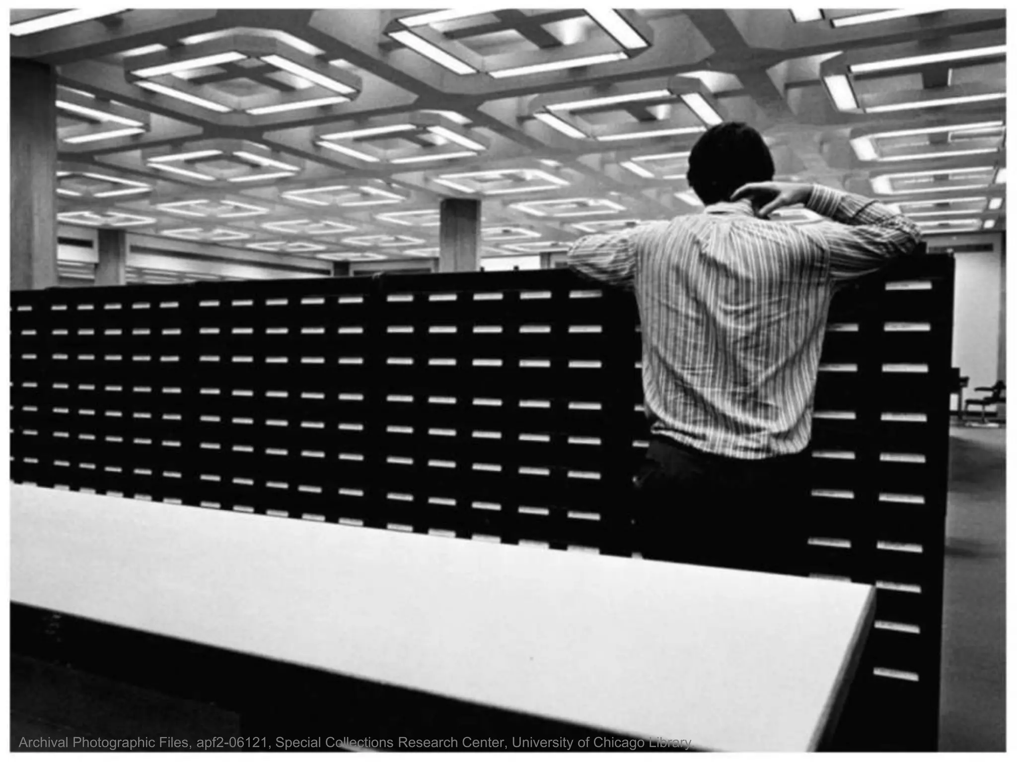 Archival Photographic Files, apf2-06121, Special Collections Research Center, University of Chicago Library.
 