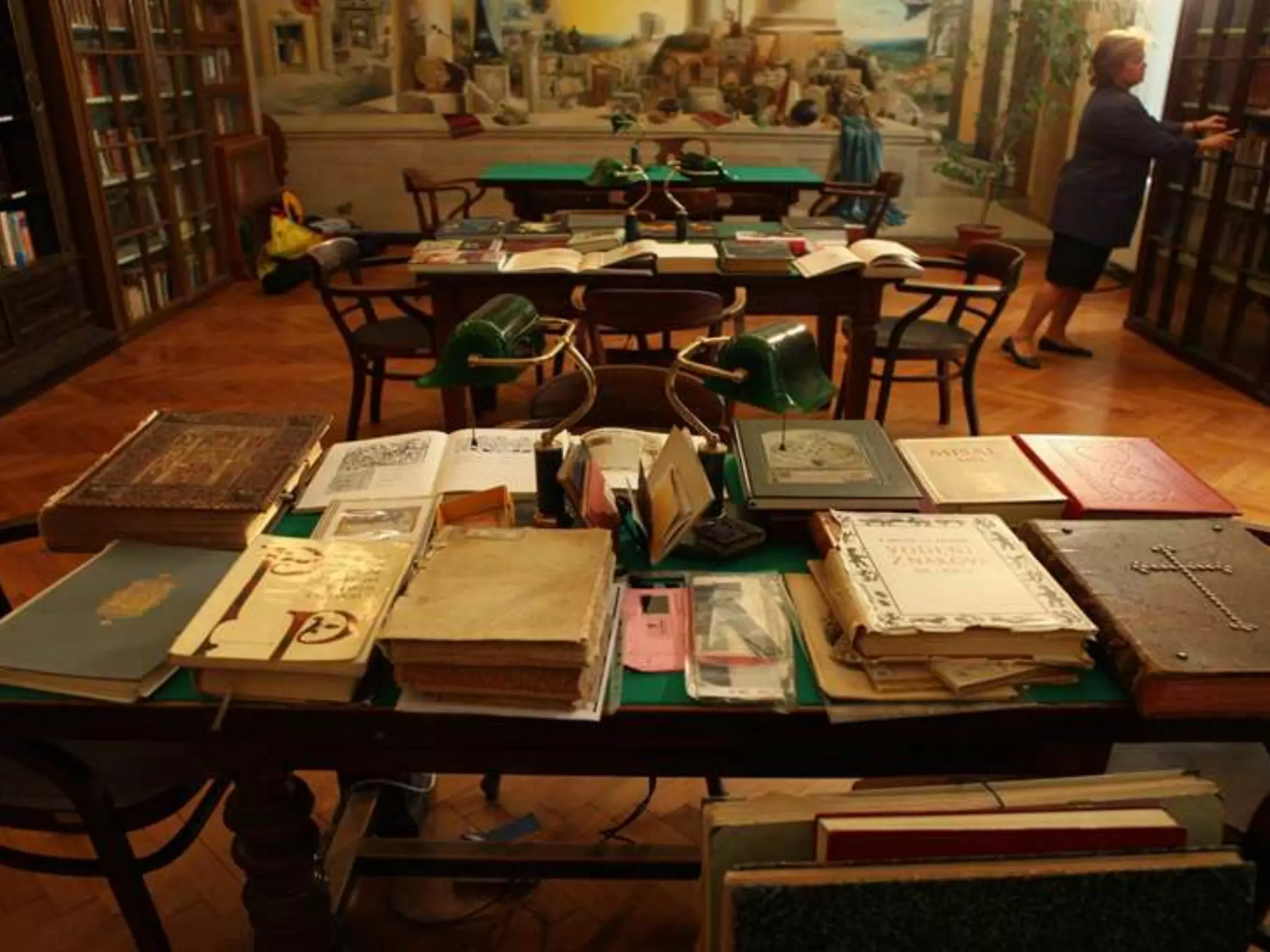 La biblioteca universitaria di pola e i suoi libri