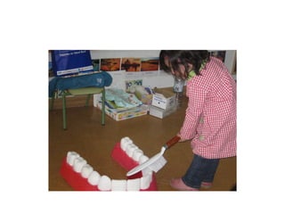 La boca y el cepillo de dientes de